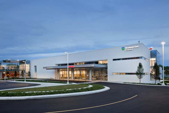 Exploring the Cleveland Clinic Akron General Emergency Department: A Photo Tour